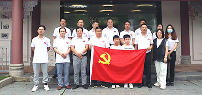 凯时党支部加入举行致敬“都会美容师”慰问活动