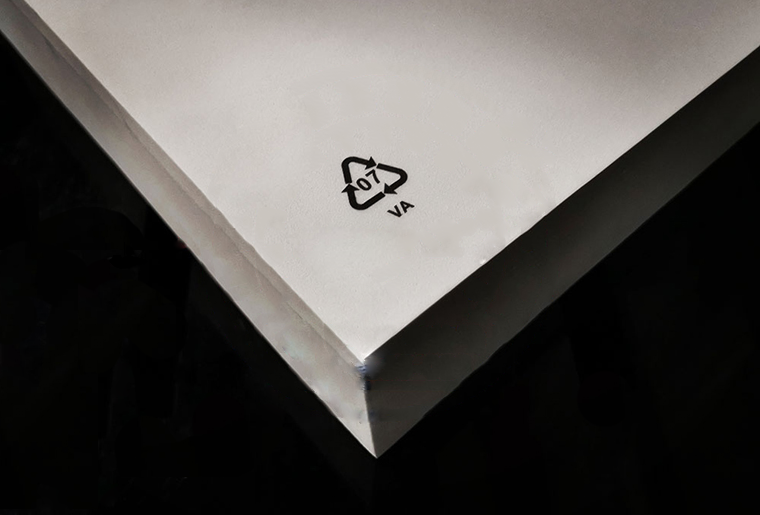 凯时SP-8872宽幅喷码机在EVA上的应用